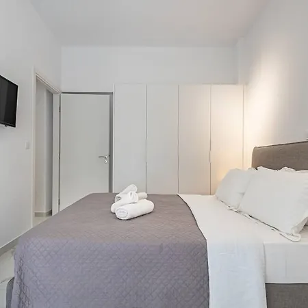 Acropolis Luxury Apartment-3