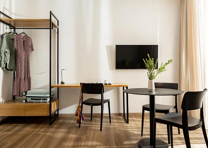 Pnoe Urban Living
